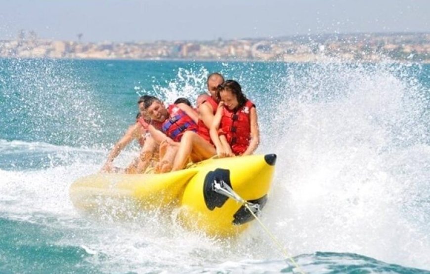 Parasailing, Banana & Sofa Boat & Private transfer in Hurghada