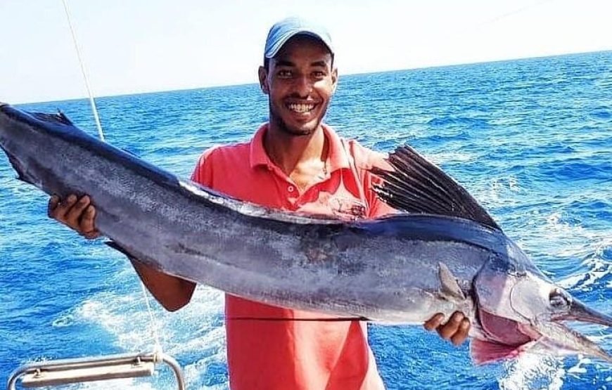 Private Fishing Full Day Boat with Equipment and Lunch – Hurghada