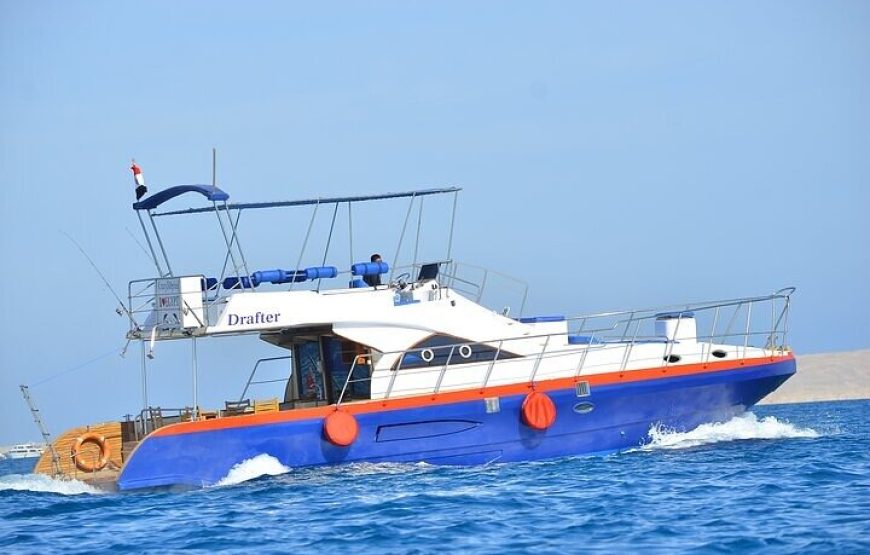 Private Fishing Full Day Boat with Equipment and Lunch – Hurghada