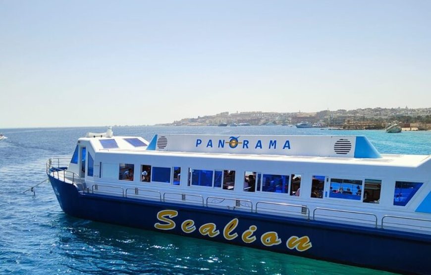 Glass Bottom Boat with 30-minute Snorkeling Trip from Hurghada