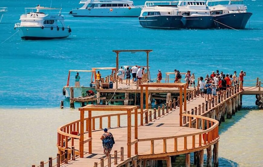 VIP Boat Trip to Orange Bay Giftun Island & Snorkeling Hurghada