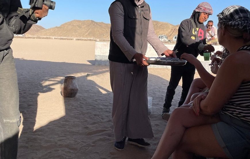 Hurghada: Quad, Jeep, Camel and Buggy Safari with BBQ Dinner