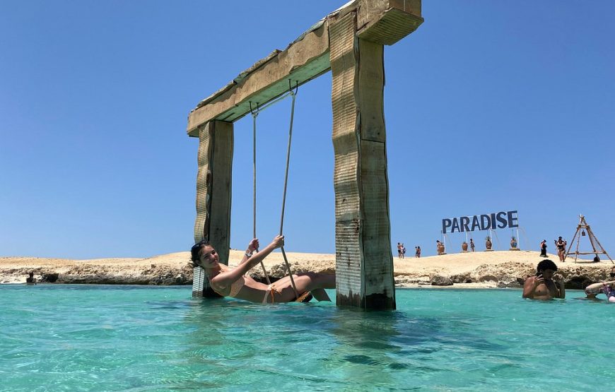 Excursion to Paradise Island Hula Hula from Hurghada