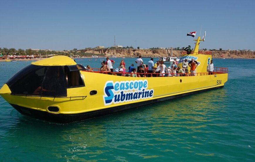 Glass Bottom Boat with 30-minute Snorkeling Trip from Hurghada
